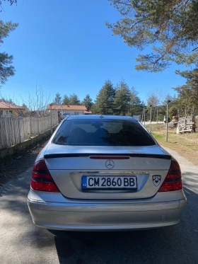 Mercedes-Benz E 320, снимка 4