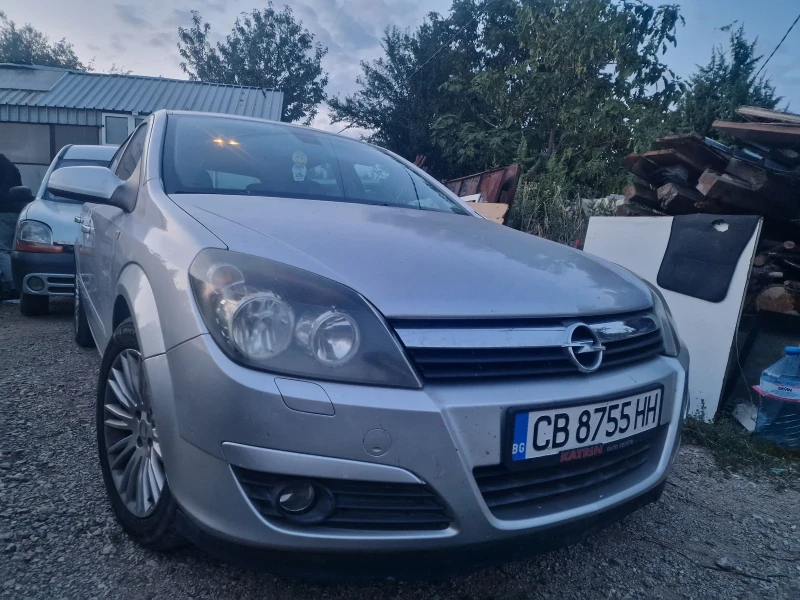 Opel Astra 1.6, снимка 2 - Автомобили и джипове - 47401260