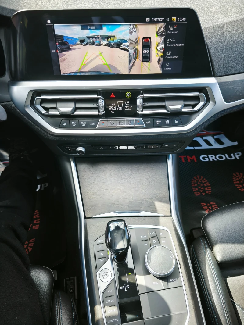 BMW 330 M-Pack* Shadow Line* Laser* Head up* Camera, снимка 10 - Автомобили и джипове - 50796261