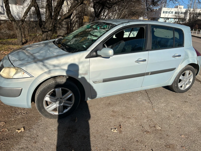 Renault Megane 1.6, 16v, Бензин-Газ, снимка 5 - Автомобили и джипове - 48631468