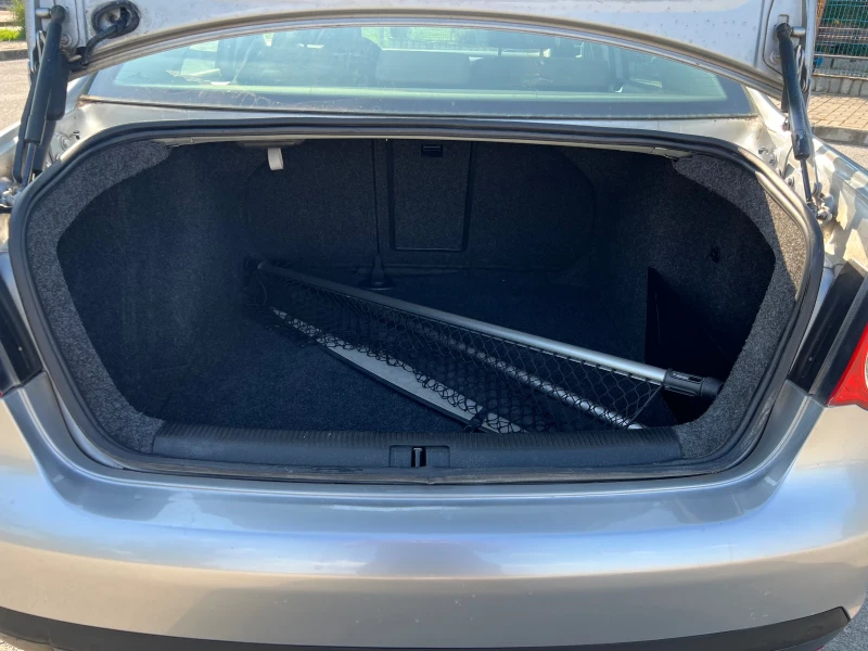 VW Jetta 1.4I-188 000KM, снимка 7 - Автомобили и джипове - 50739817