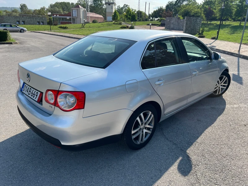 VW Jetta 1.4I-188 000KM, снимка 5 - Автомобили и джипове - 50739817