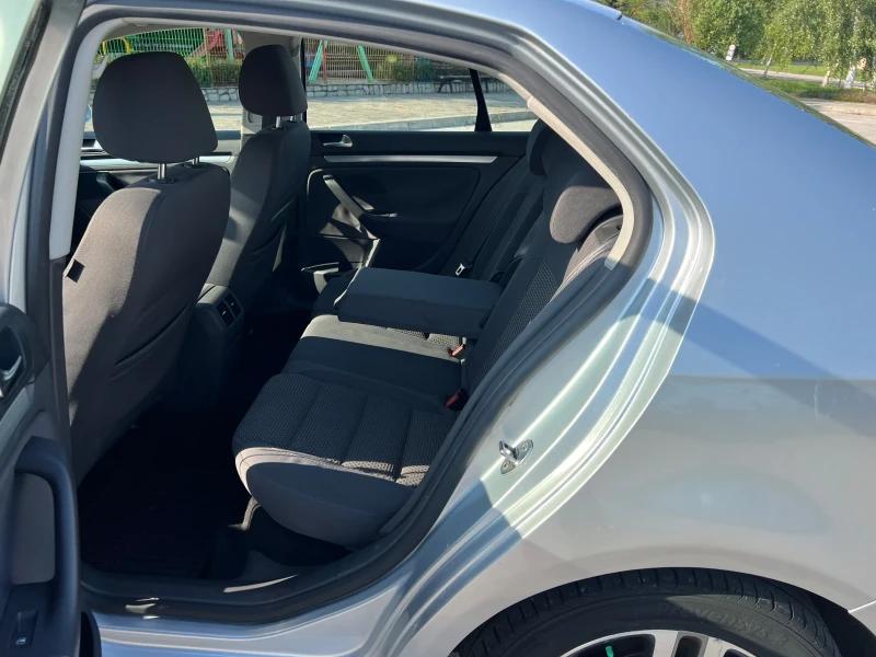 VW Jetta 1.4I-188 000KM, снимка 13 - Автомобили и джипове - 50739817