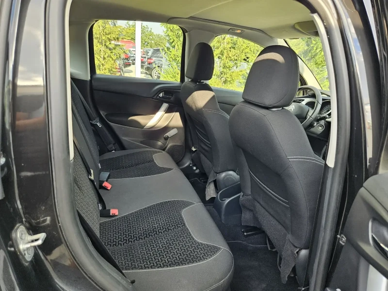 Citroen C3 1.1i-60кс= 137.000км= 4ЦИЛИНДЪРА= АВТОПИЛОТ , снимка 14 - Автомобили и джипове - 51321217