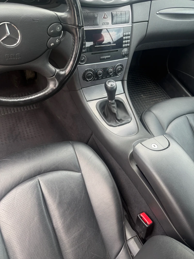 Mercedes-Benz CLK 2.7 CDI, снимка 8 - Автомобили и джипове - 51553681