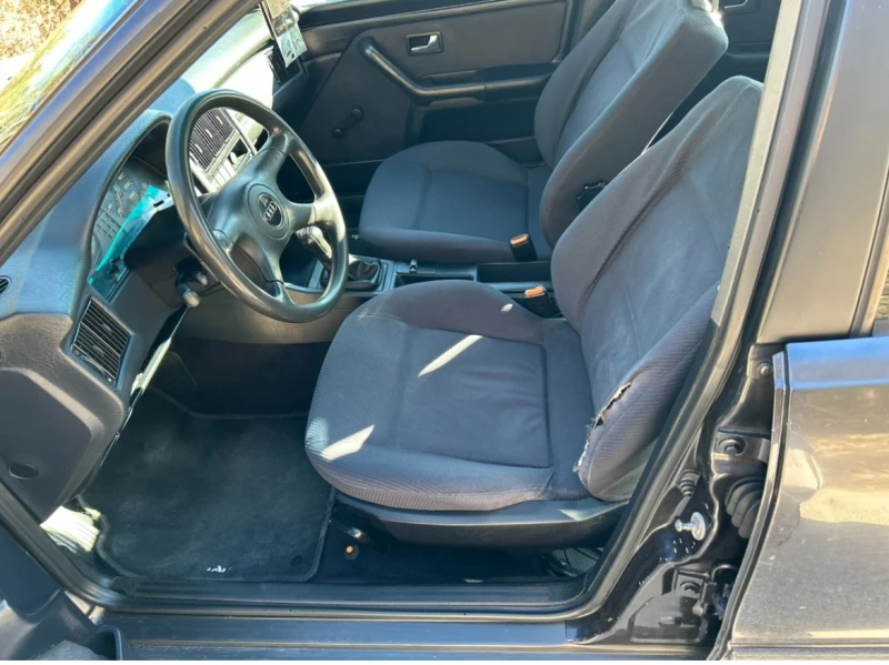 Audi 80 2.0, снимка 8 - Автомобили и джипове - 51892254