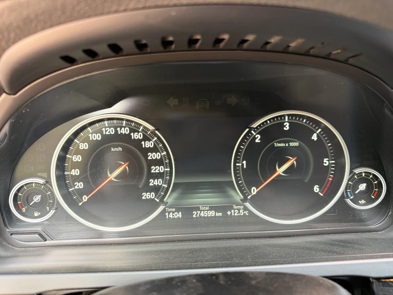 BMW 750 d xDrive, снимка 12 - Автомобили и джипове - 51892953