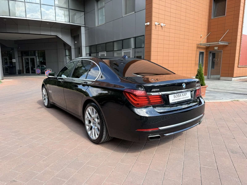 BMW 750 d xDrive, снимка 7 - Автомобили и джипове - 51892953