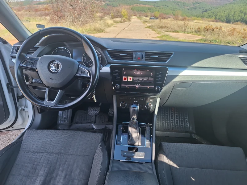 Skoda Superb, снимка 10 - Автомобили и джипове - 52389644