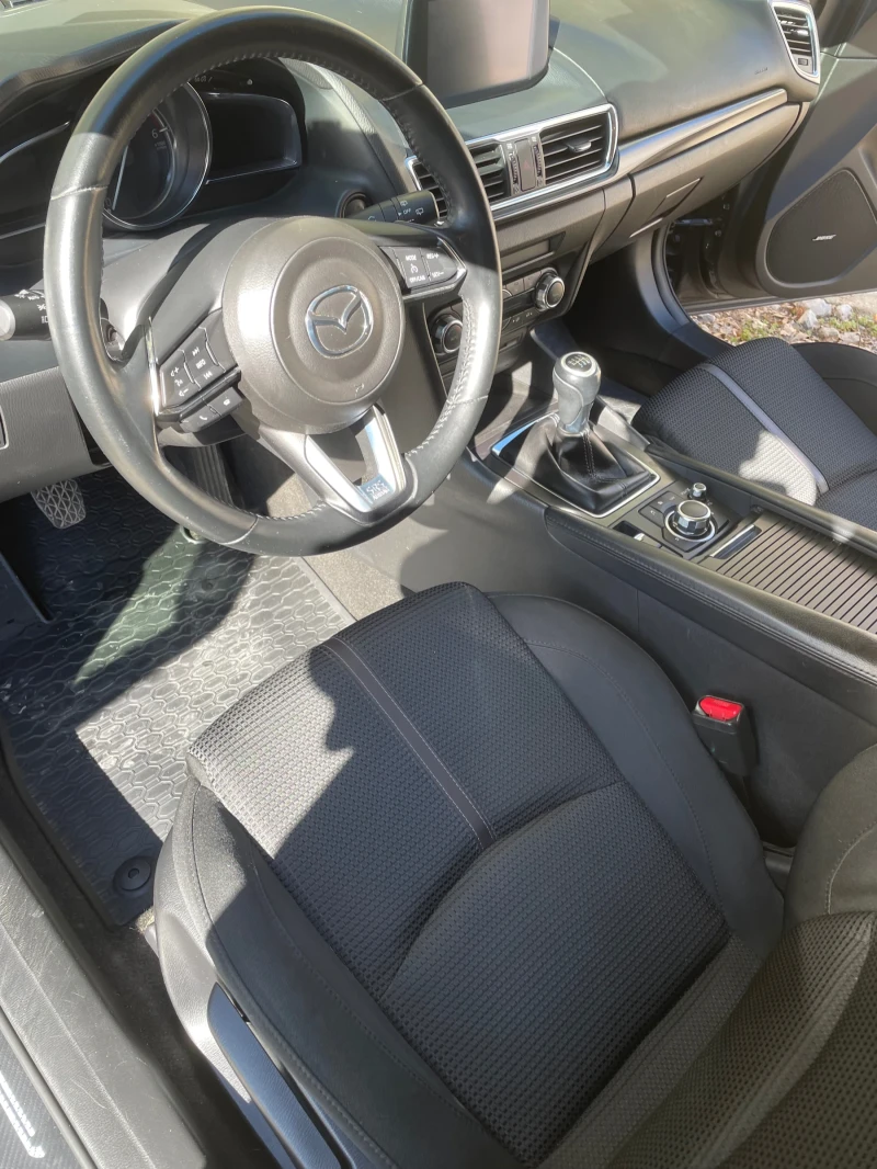 Mazda 3 2.2 dizel, снимка 9 - Автомобили и джипове - 52594228