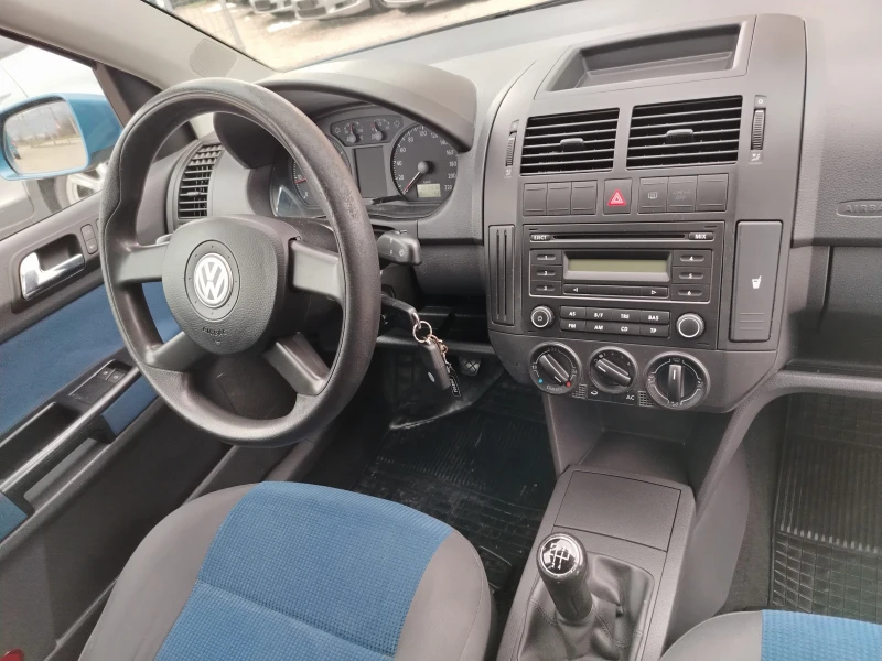 VW Polo 1.2 i 121000 km, снимка 10 - Автомобили и джипове - 53562867