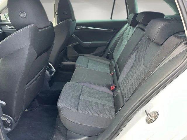 Skoda Octavia 2.0TDI/150HP/STYLE/DSG/NAVI/LED/CAM/AMBI/299v | Mobile.bg   14