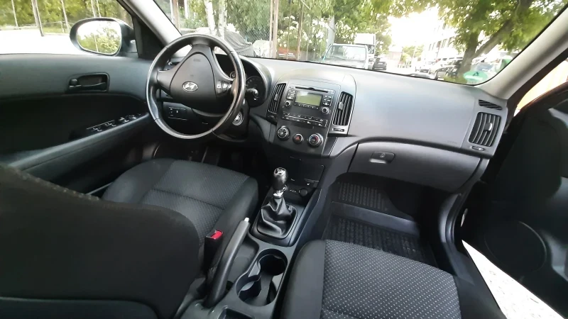 Hyundai I30, снимка 5 - Автомобили и джипове - 54401213