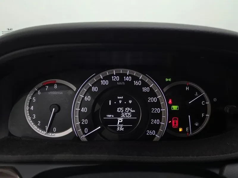 Honda Accord 2.4 9Th Generation, снимка 8 - Автомобили и джипове - 55814501