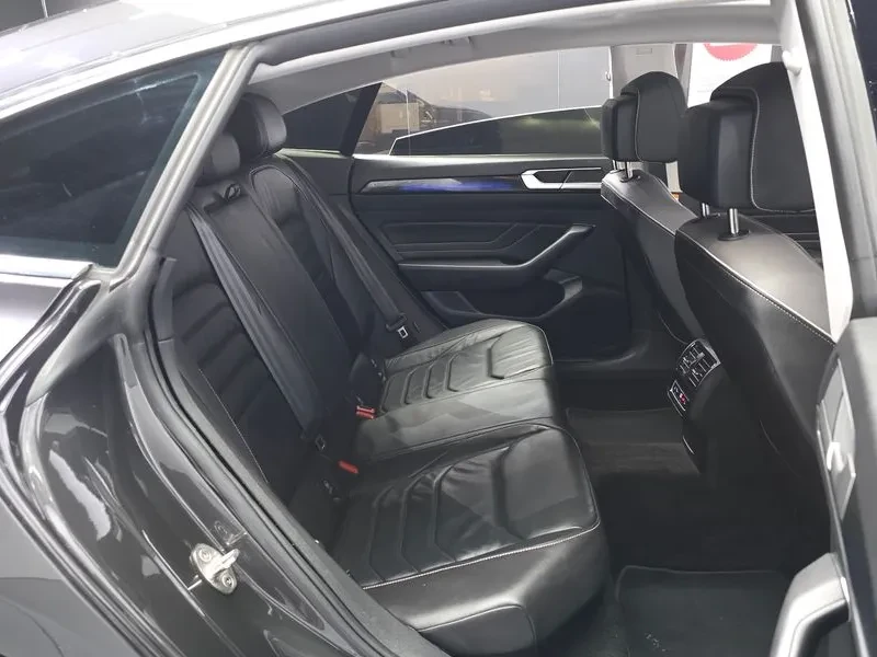 VW Arteon 2.0 TDI - САМО 30% АВАНС, снимка 12 - Автомобили и джипове - 55895608