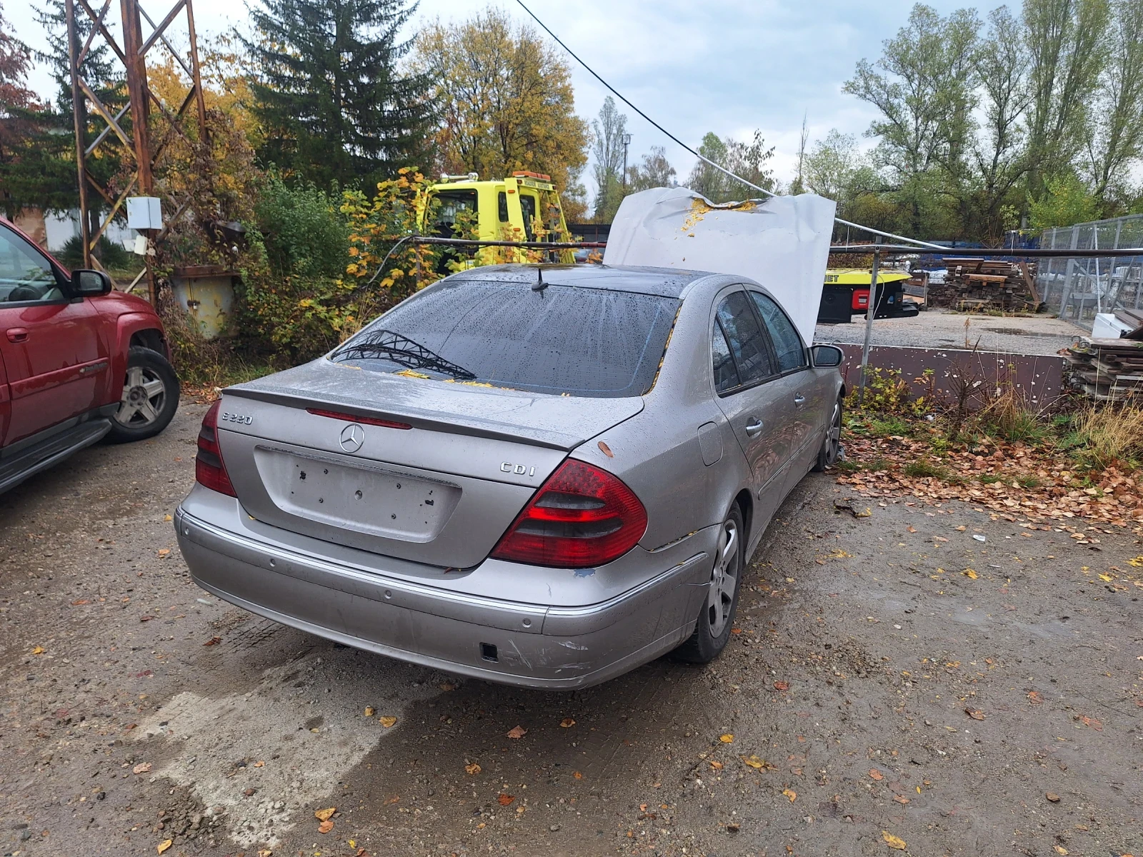 Mercedes-Benz E 220, снимка 1