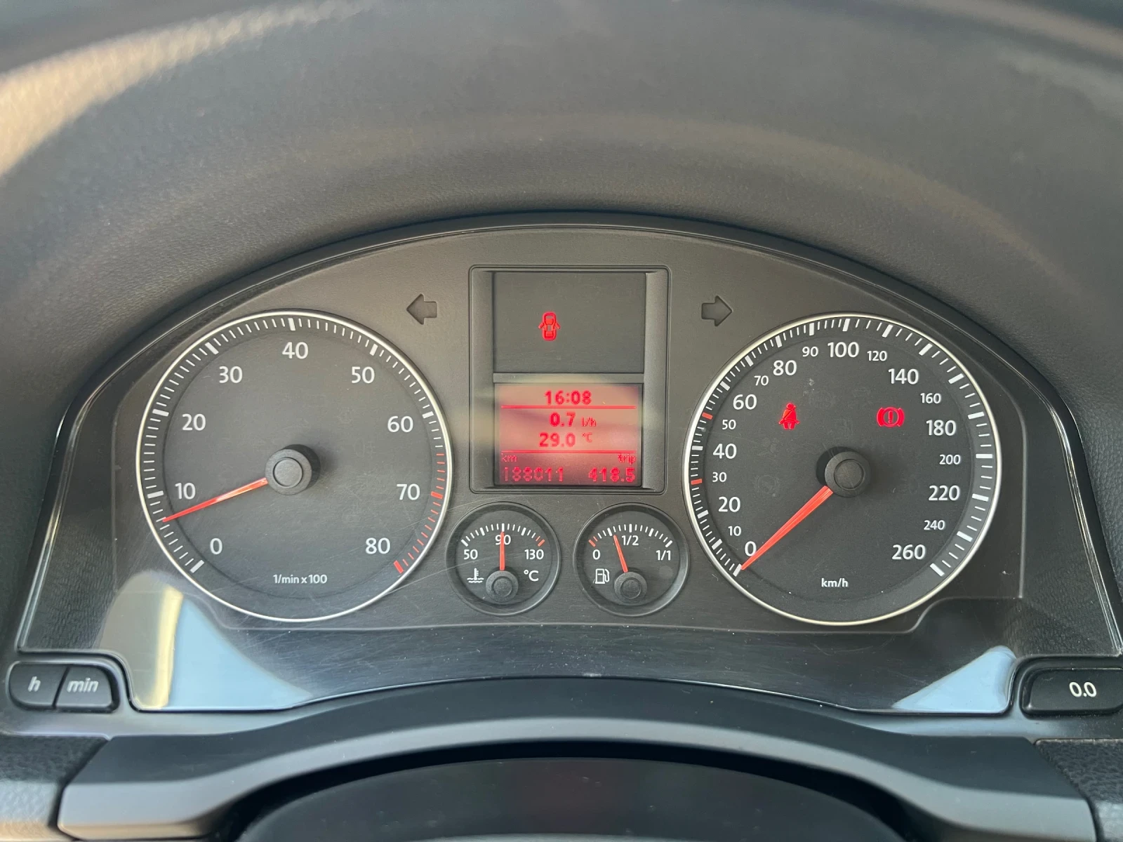 VW Jetta 1.4I-188 000KM | Mobile.bg — изображение 15