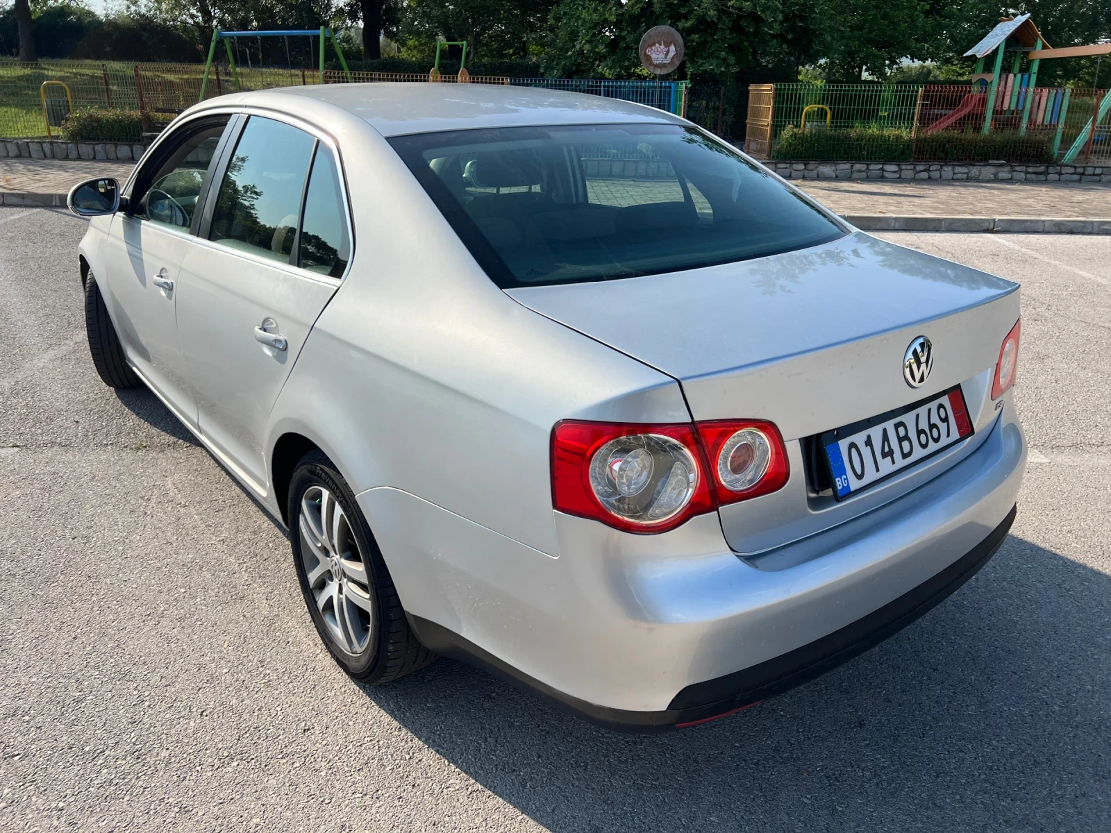 VW Jetta 1.4I-188 000KM - изображение 8