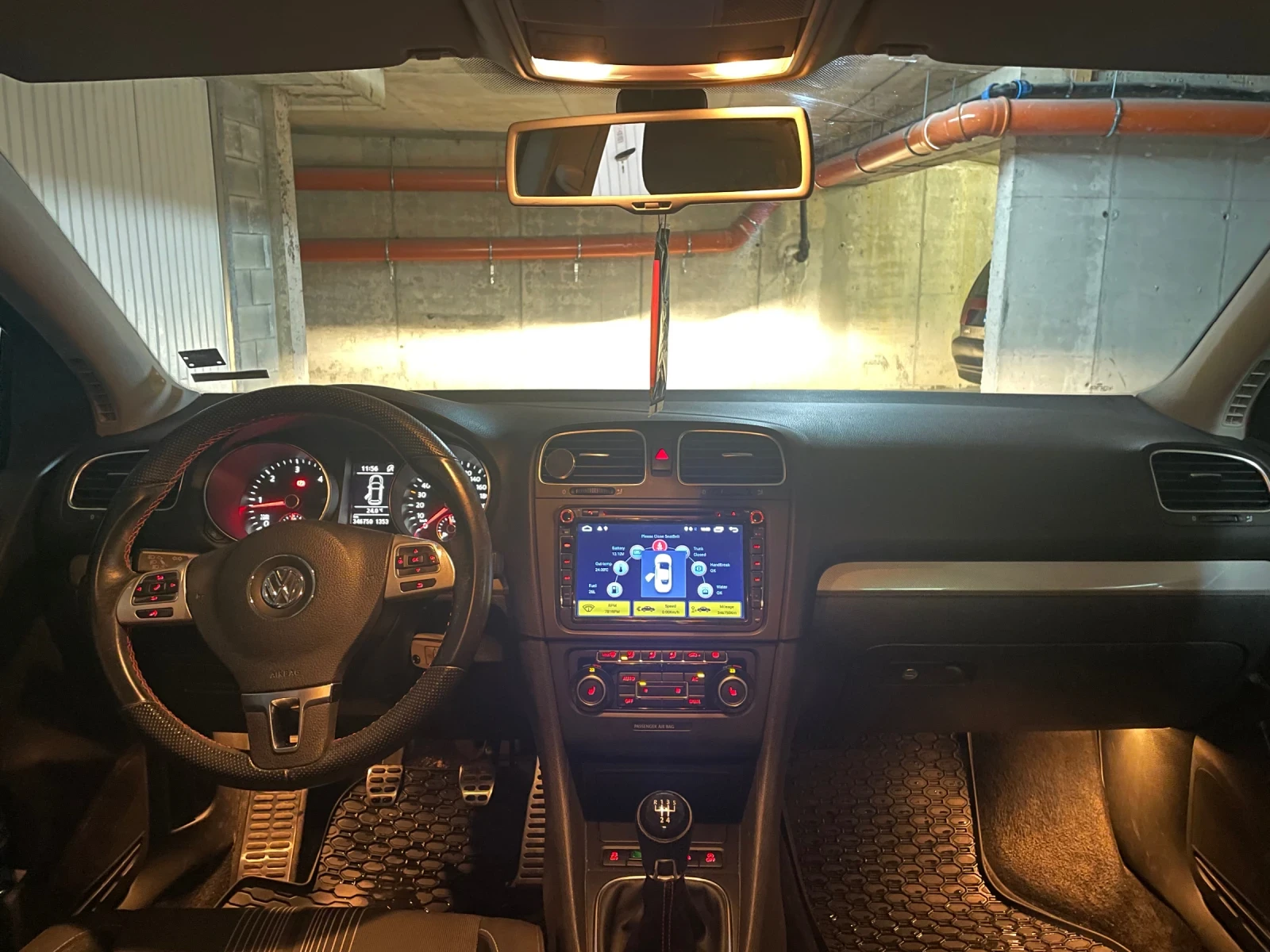 VW Golf VI 1.6 TDI - изображение 5