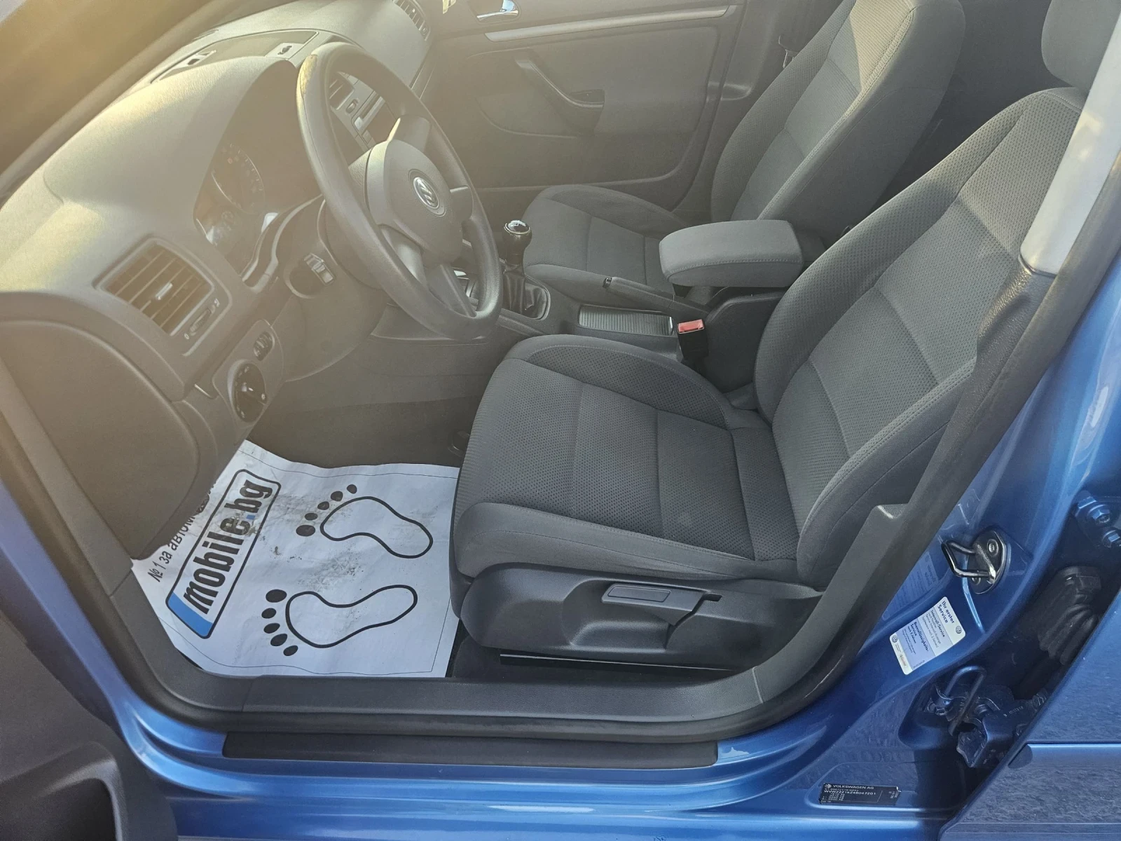 VW Golf 1.6 бенз. Клима 6ск фейслифт - изображение 6