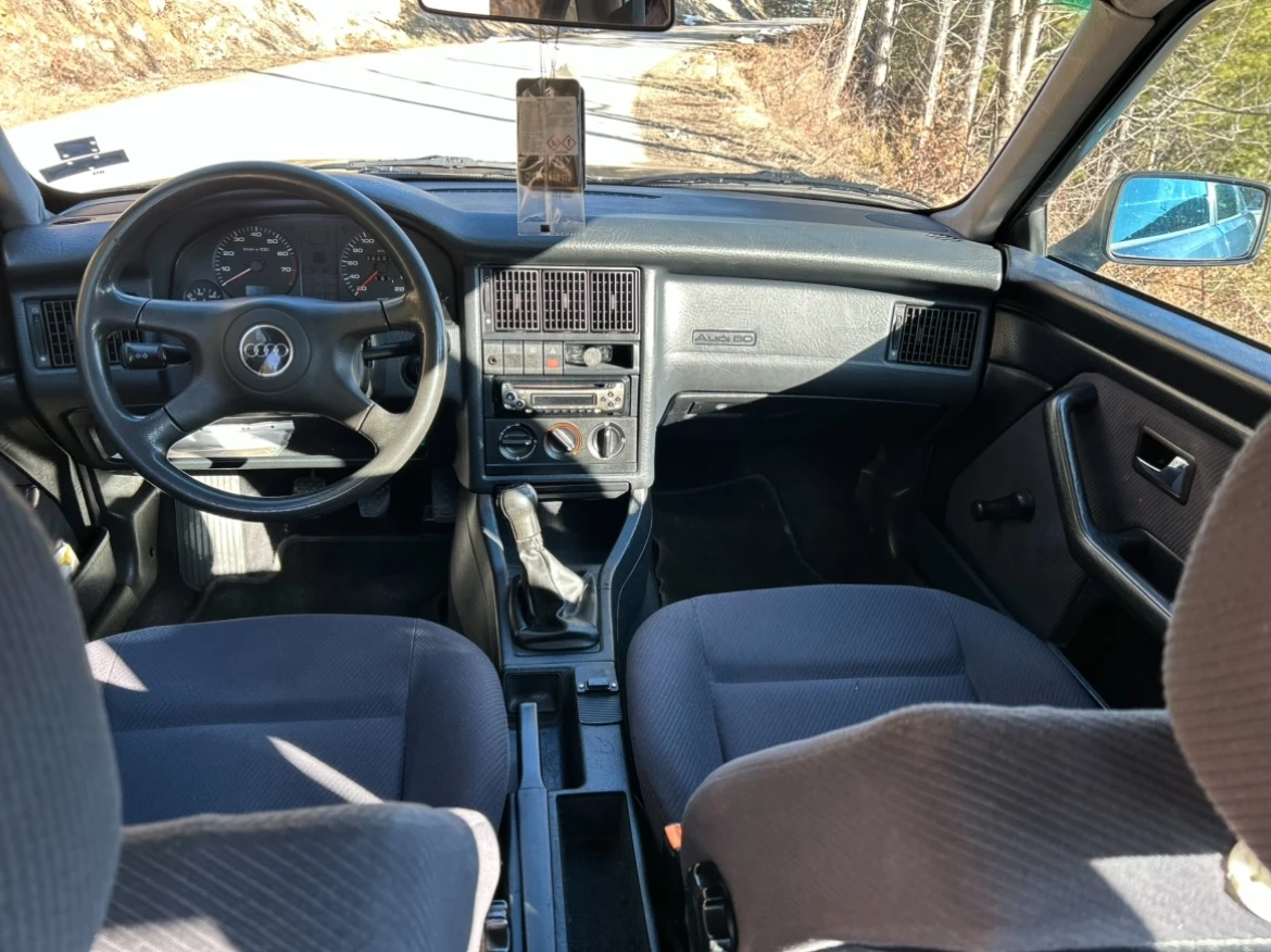 Audi 80 2.0 - изображение 10