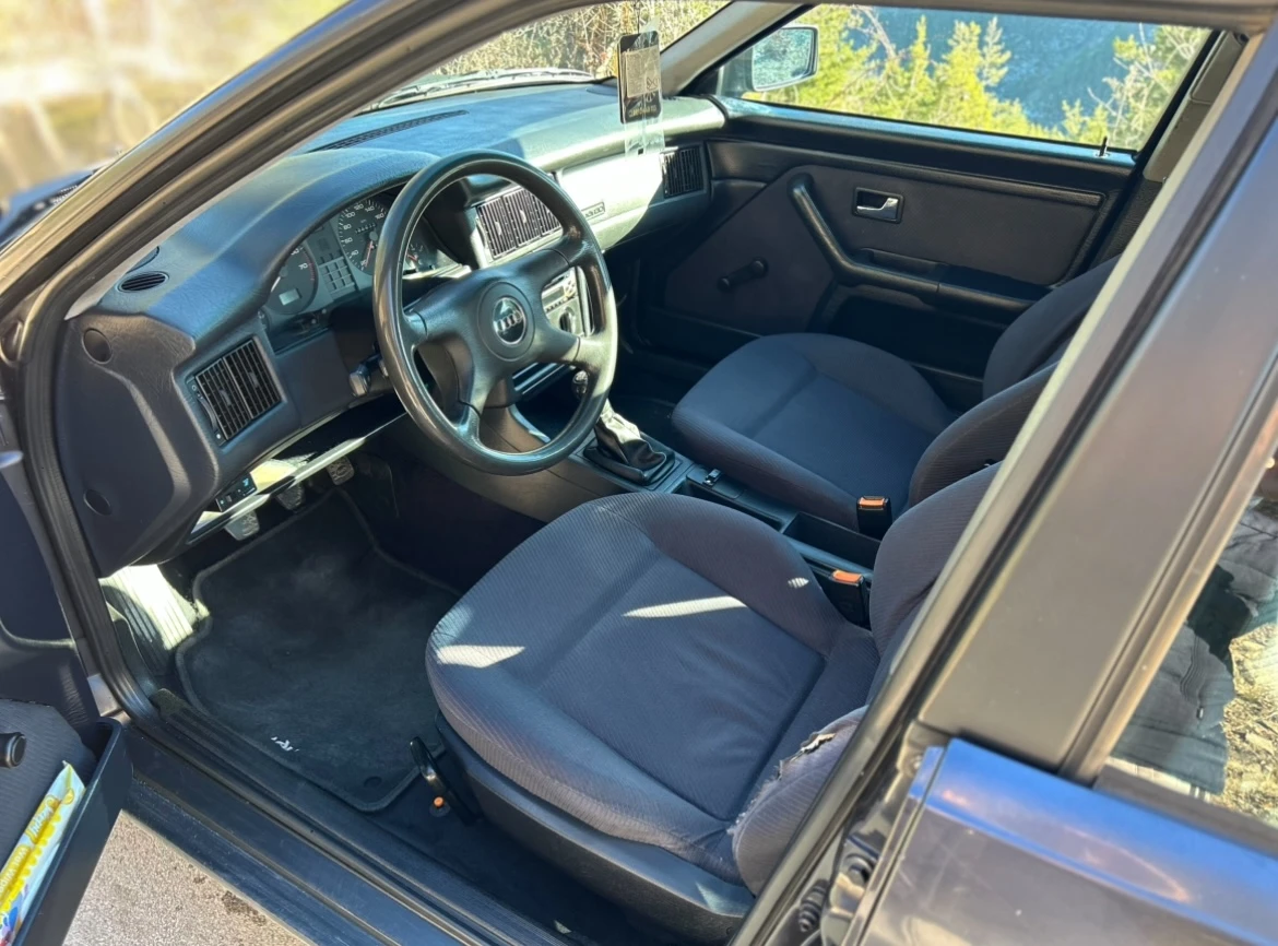 Audi 80 2.0 - изображение 6