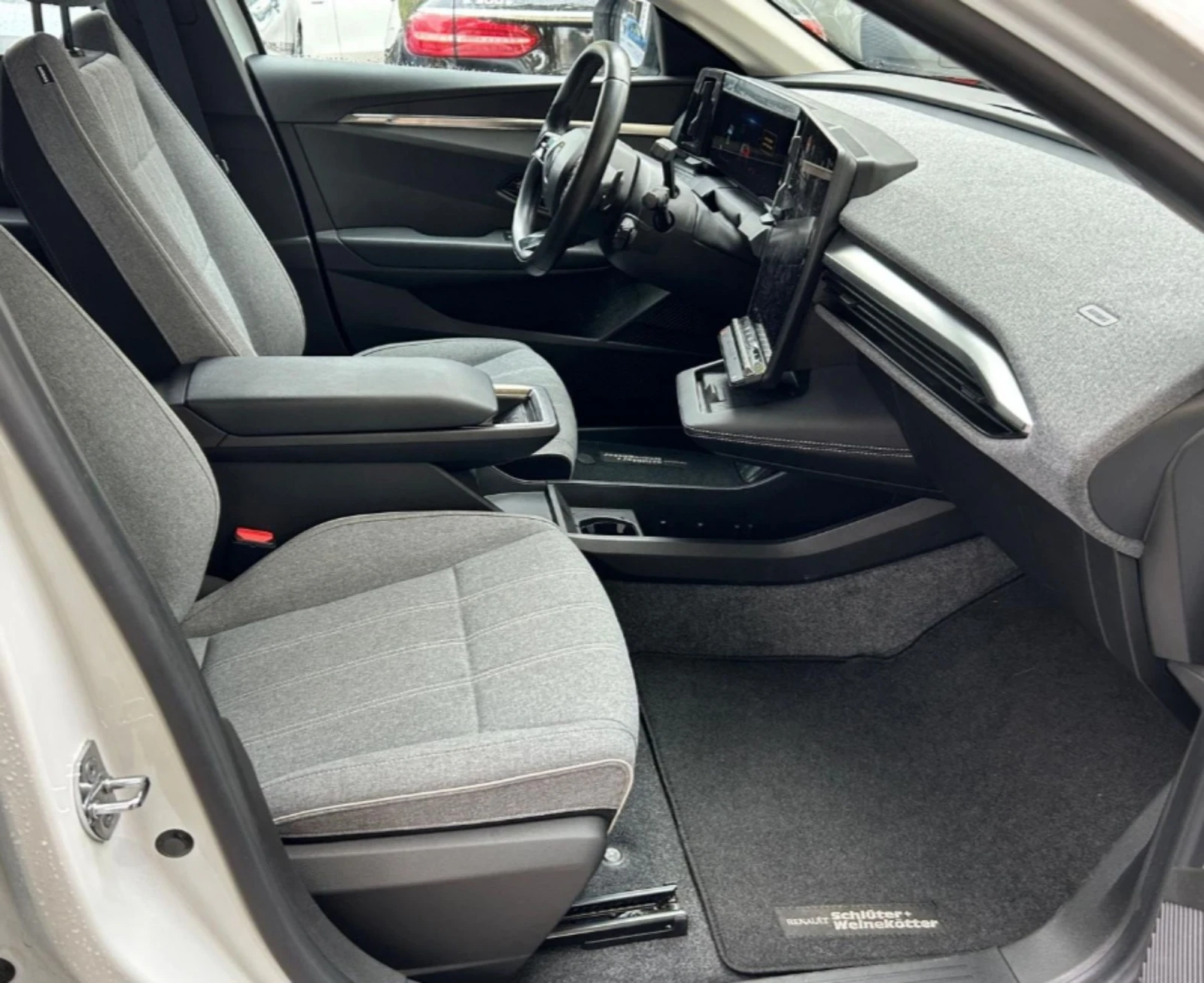 Renault Megane  /EV60/220HP/34000  | Mobile.bg   7