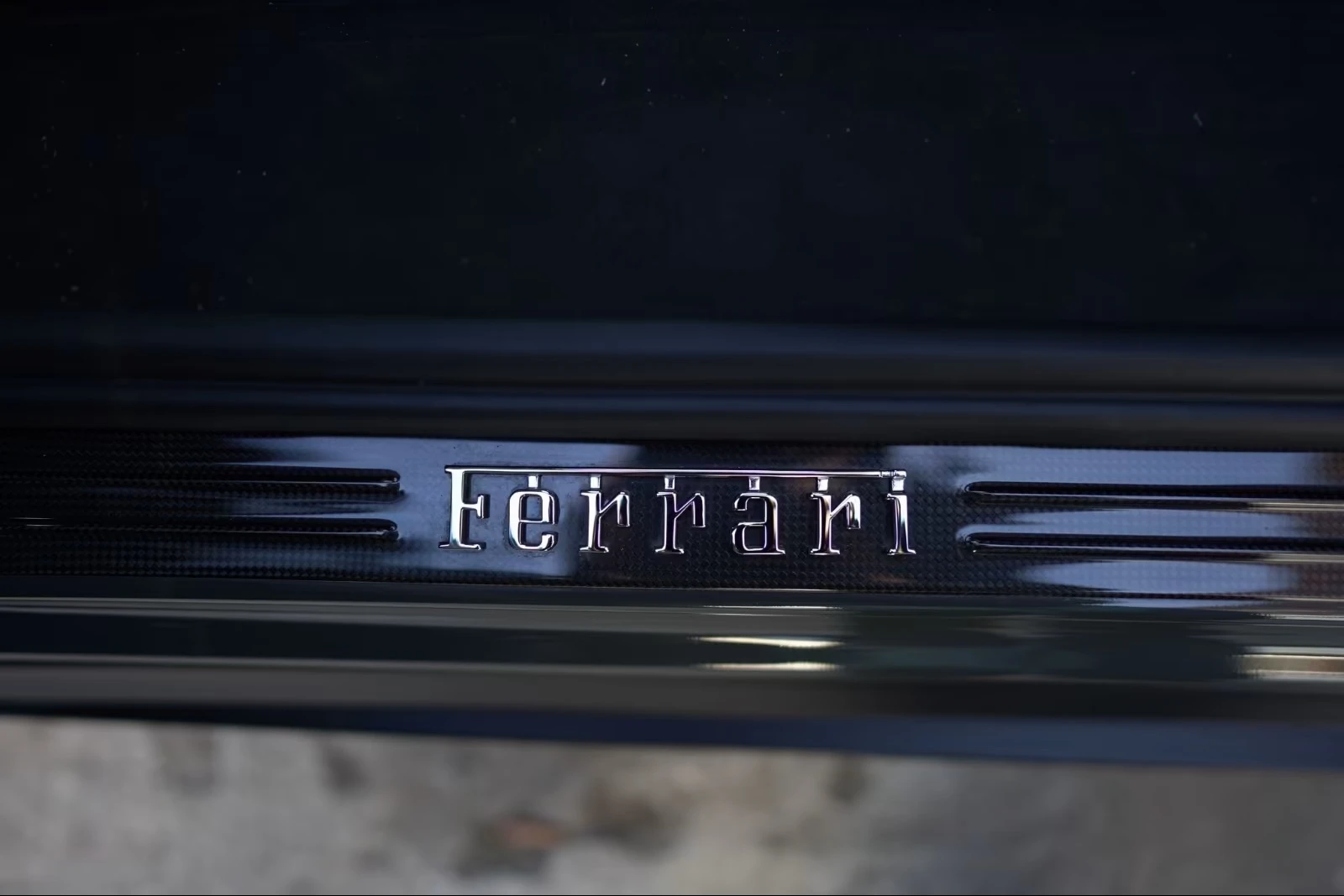 Ferrari Purosangue V12 Carbon Paket - изображение 8