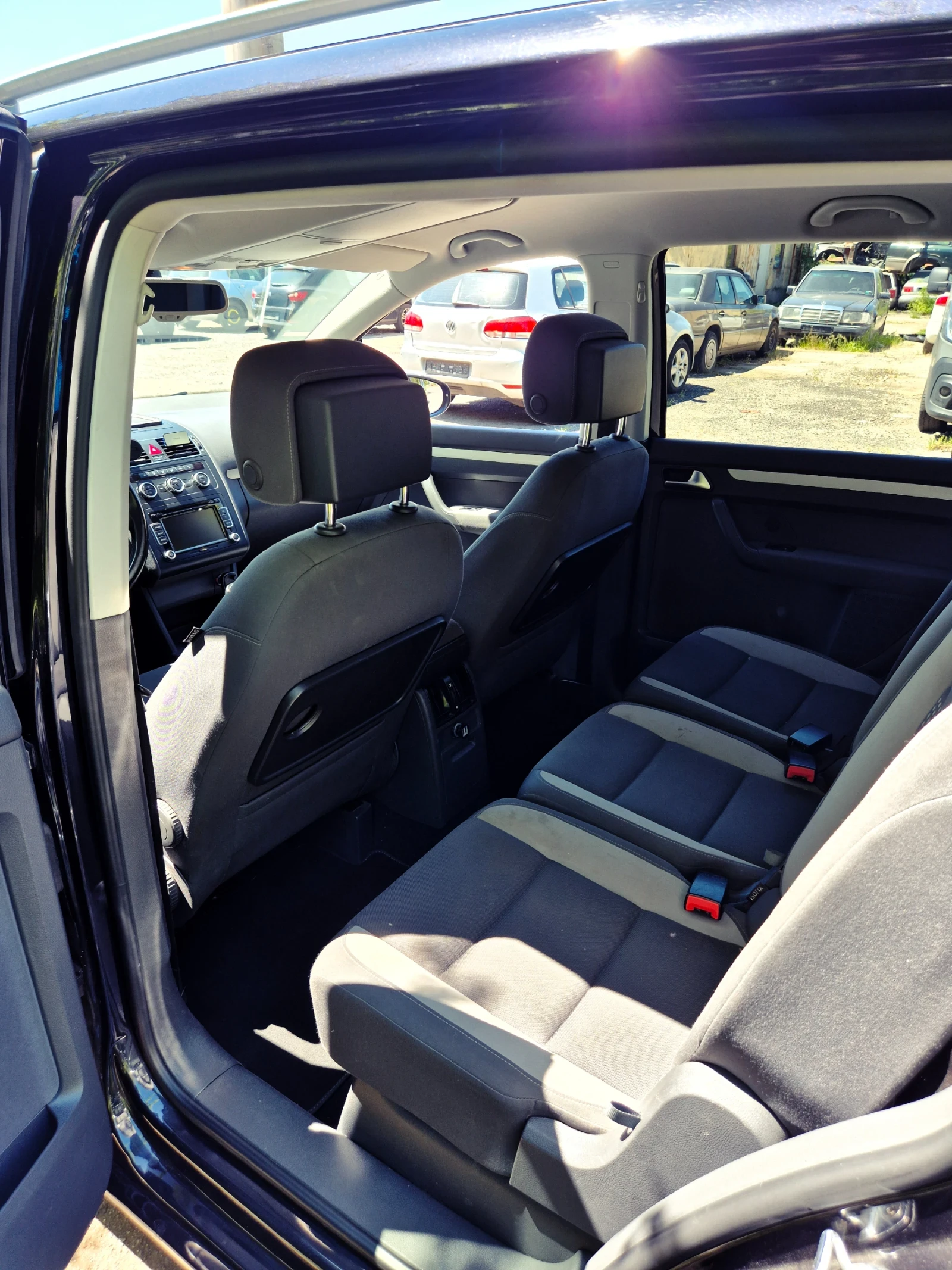 VW Touran 2.0TDI 140 - изображение 8