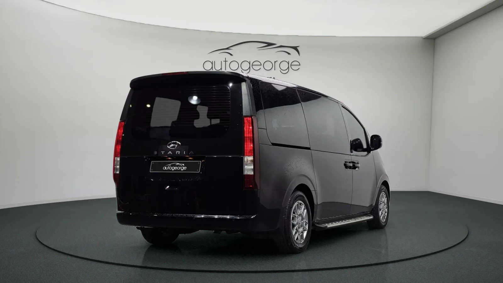 Hyundai Staria L3.5 Tourer 9seater autogeorge.com - изображение 2