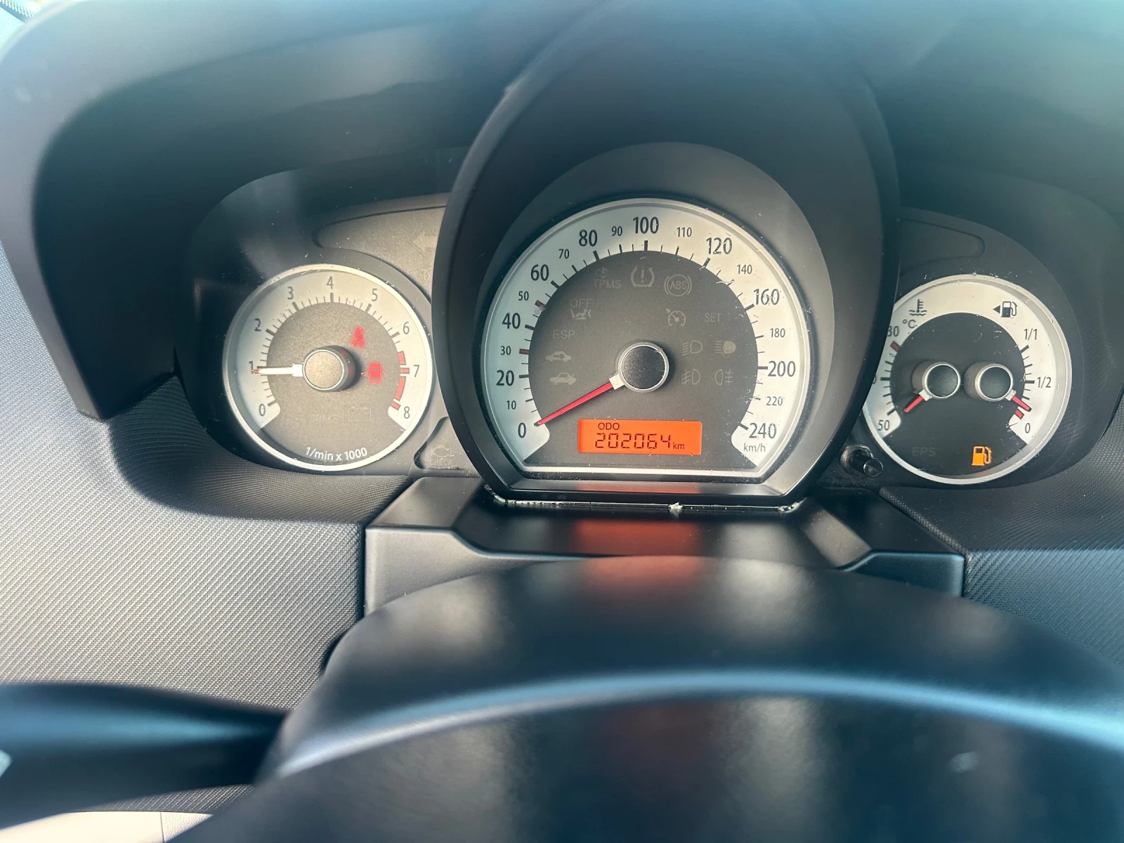 Kia Ceed 1.4 I , снимка 11 - Автомобили и джипове - 53829147