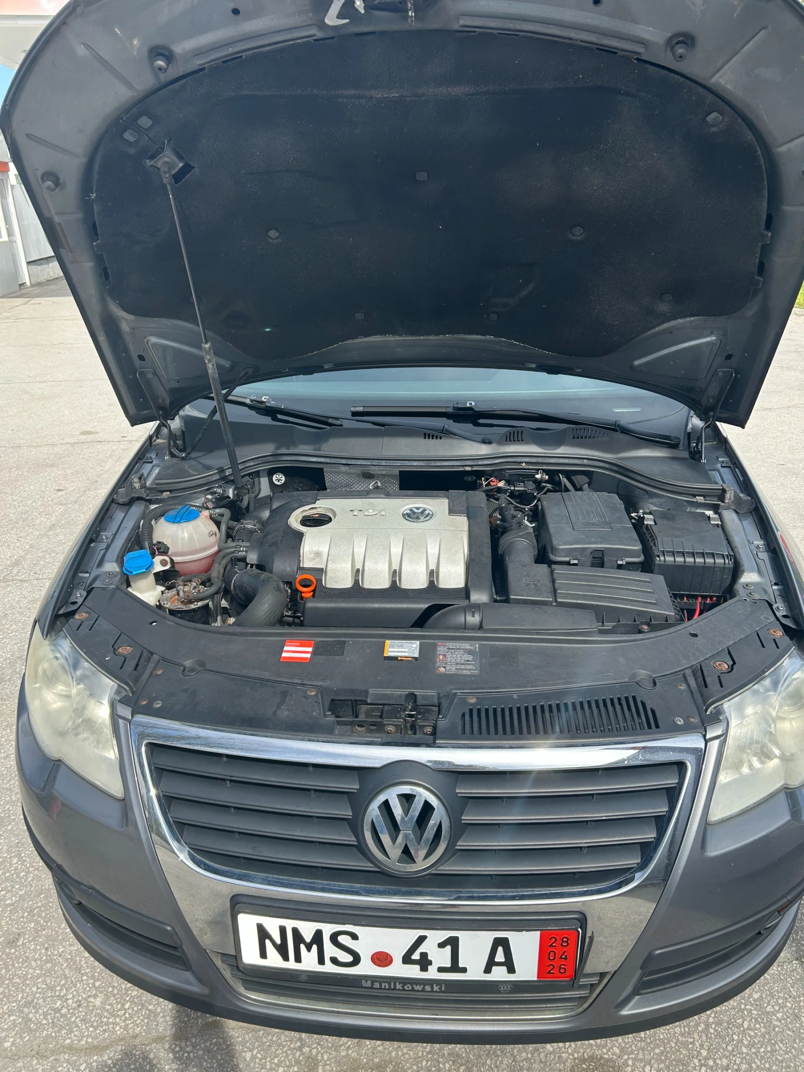 VW Passat, снимка 4 - Автомобили и джипове - 54490715