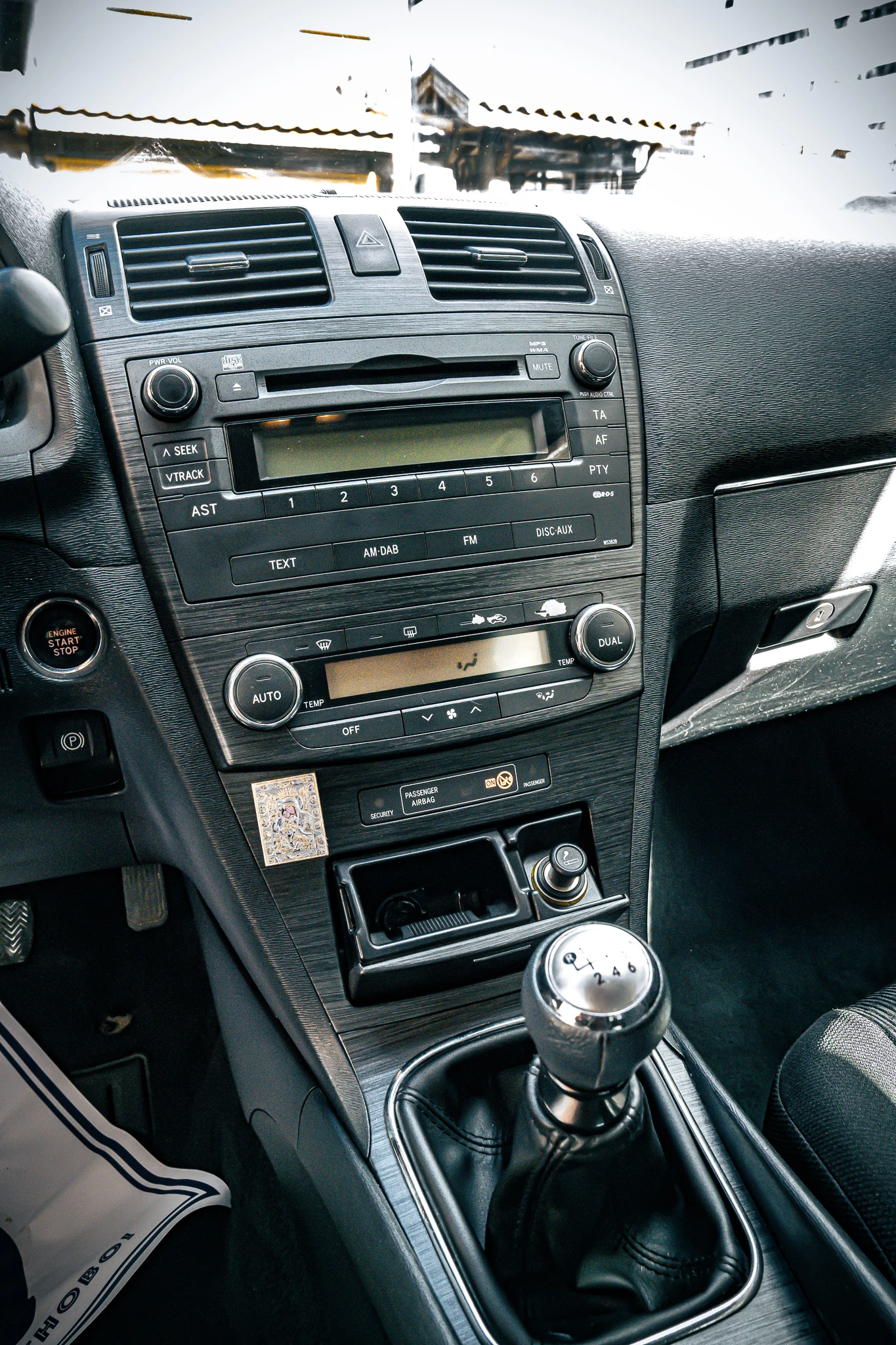 Toyota Avensis 2.2 | Mobile.bg � ����������� 15