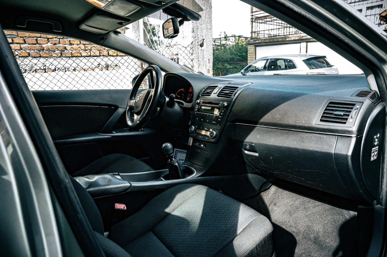 Toyota Avensis 2.2 | Mobile.bg � ����������� 10