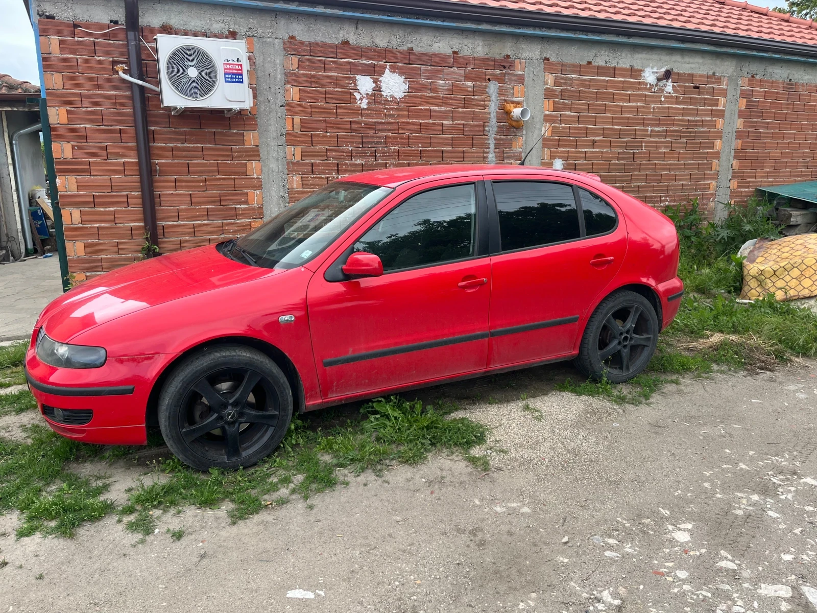 Seat Leon 1.9 TDI, снимка 2 - Автомобили и джипове - 54581660