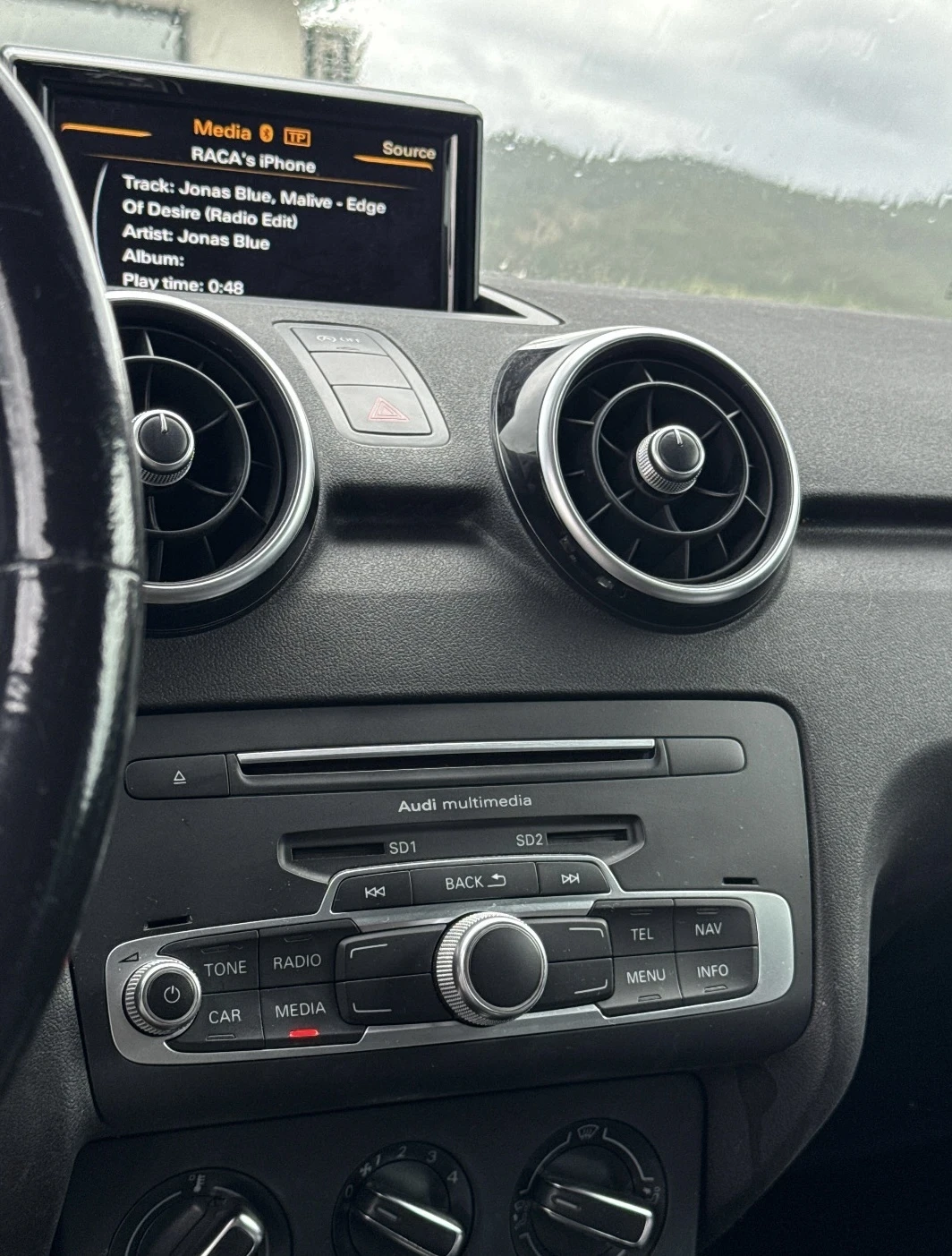 Audi A1, снимка 5 - Автомобили и джипове - 54707441