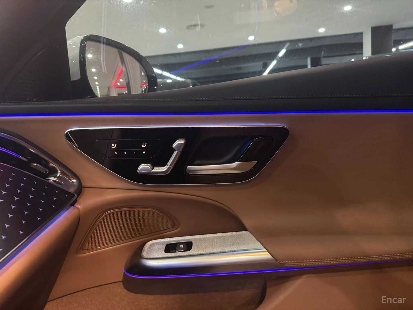 Mercedes-Benz E 220 4MATIC EXCLUSIVE* КОЖА* ОБДУХВ* НАВИ* ПАНО* 360, снимка 13 - Автомобили и джипове - 55466495