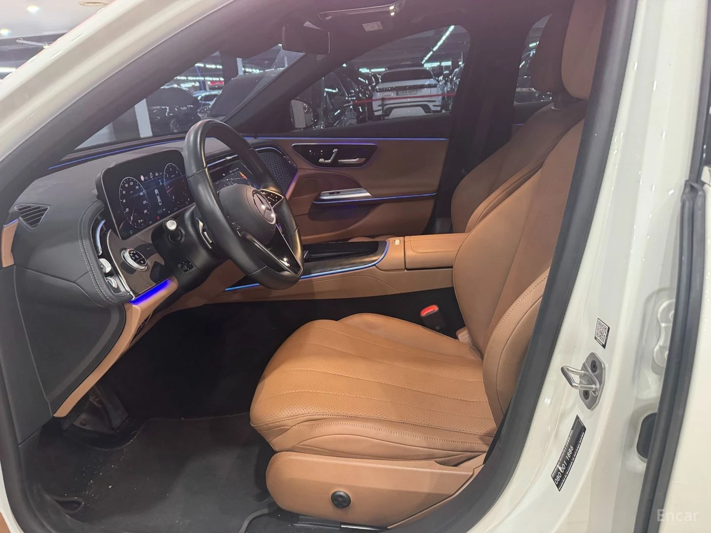 Mercedes-Benz E 220 4MATIC EXCLUSIVE* КОЖА* ОБДУХВ* НАВИ* ПАНО* 360, снимка 10 - Автомобили и джипове - 55466495