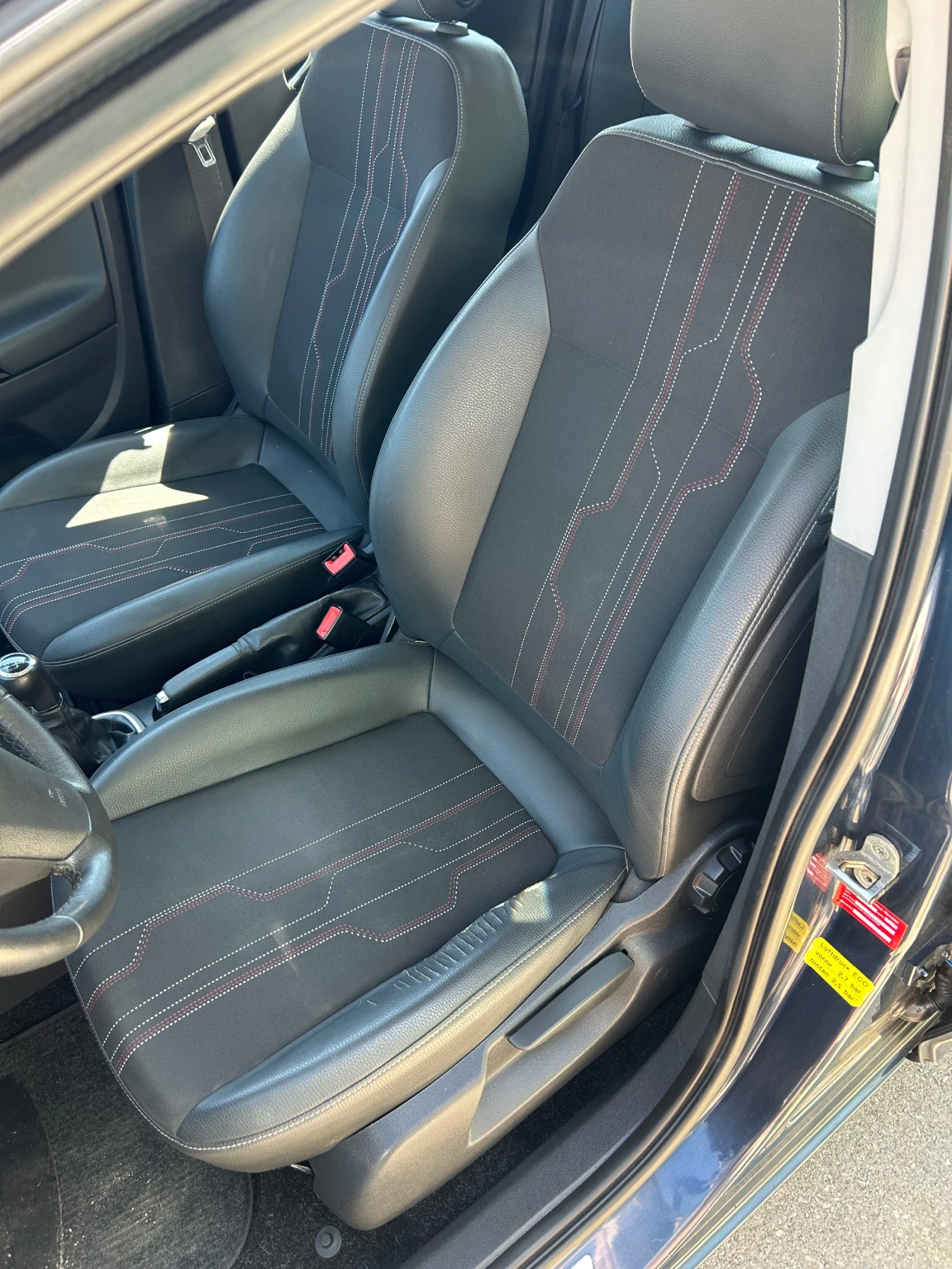 Opel Corsa 1.2 Газ, снимка 10 - Автомобили и джипове - 55610714