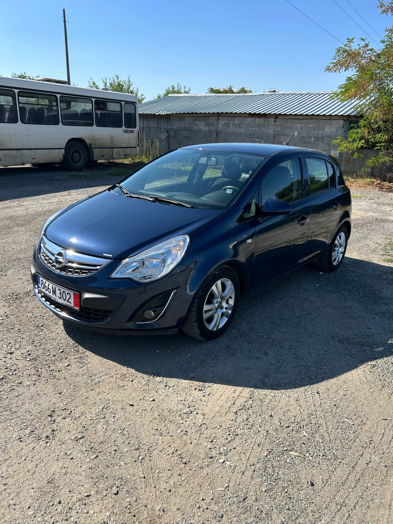 Opel Corsa 1.2 Газ, снимка 7 - Автомобили и джипове - 55610714