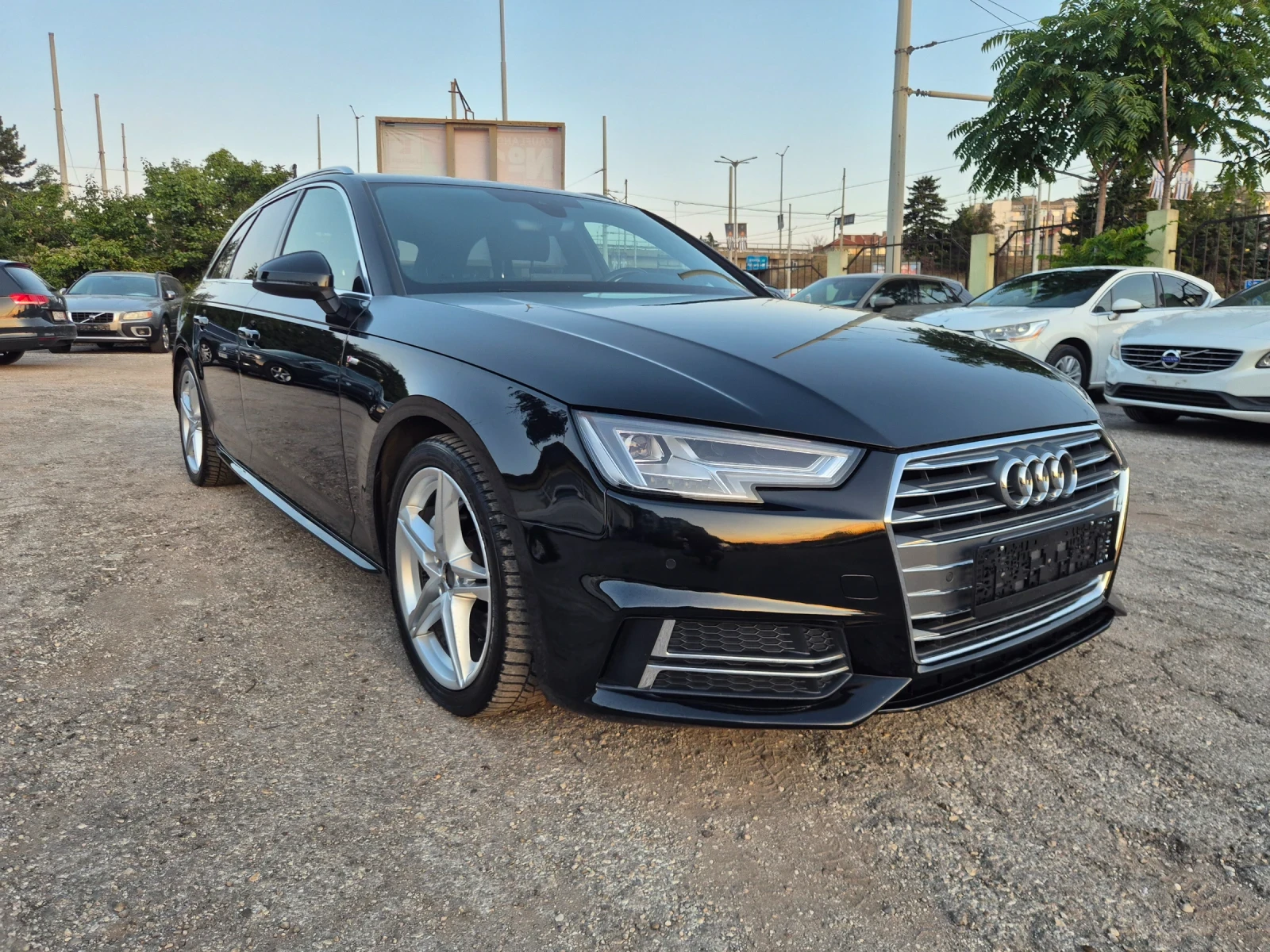 Audi A4 2.0TDI* 190KC* S-LINE* DIGITAL* LED, снимка 5 - Автомобили и джипове - 55667336