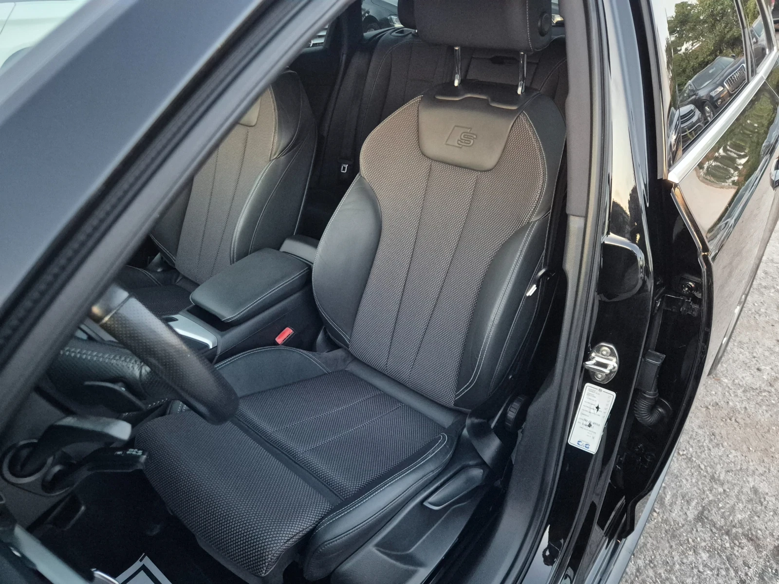Audi A4 2.0TDI* 190KC* S-LINE* DIGITAL* LED, снимка 9 - Автомобили и джипове - 55667336