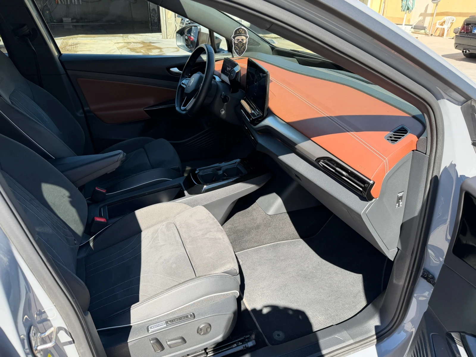 VW ID.4 360 Камери , head-up, термопомпа, снимка 14 - Автомобили и джипове - 56015938