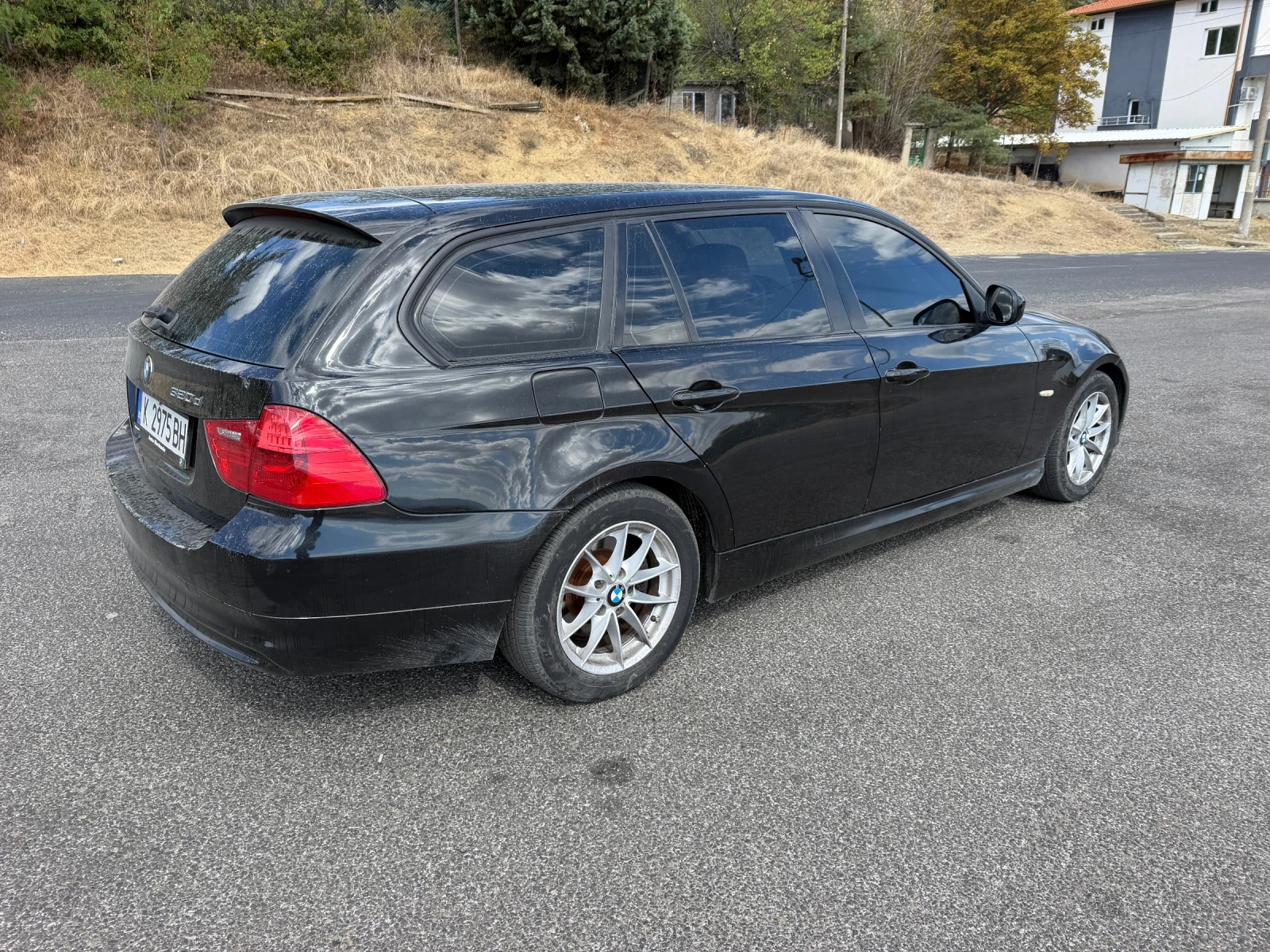 BMW 320, снимка 5 - Автомобили и джипове - 56261249