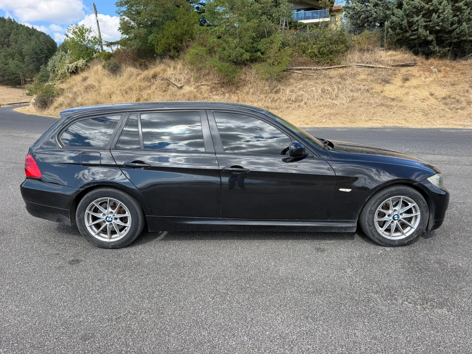 BMW 320, снимка 3 - Автомобили и джипове - 56261249