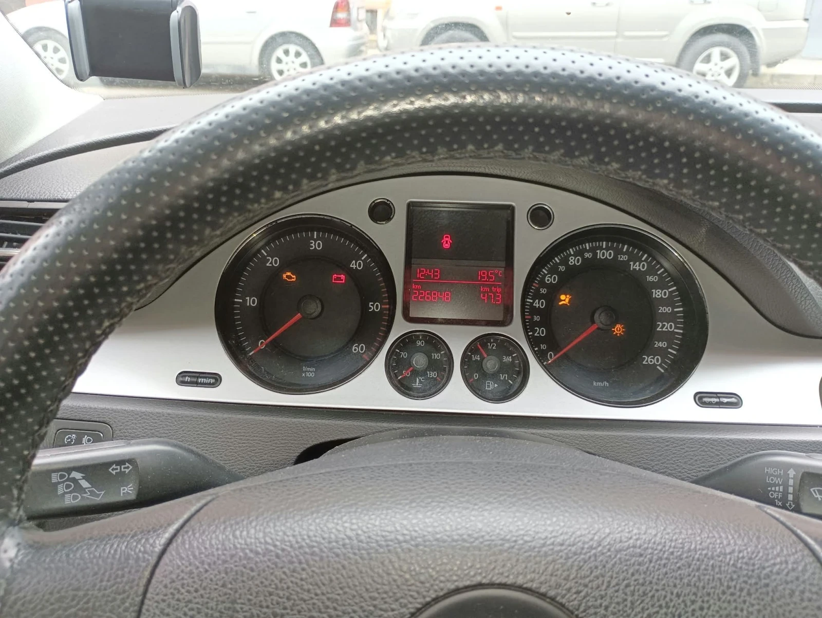 VW Passat, снимка 5 - Автомобили и джипове - 56232899
