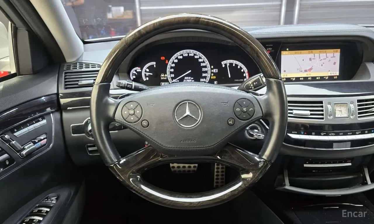 Mercedes-Benz S 350 D * AMG * FACELIFT * ОБДУХВАНЕ * КАМЕРА * , снимка 7 - Автомобили и джипове - 56248808