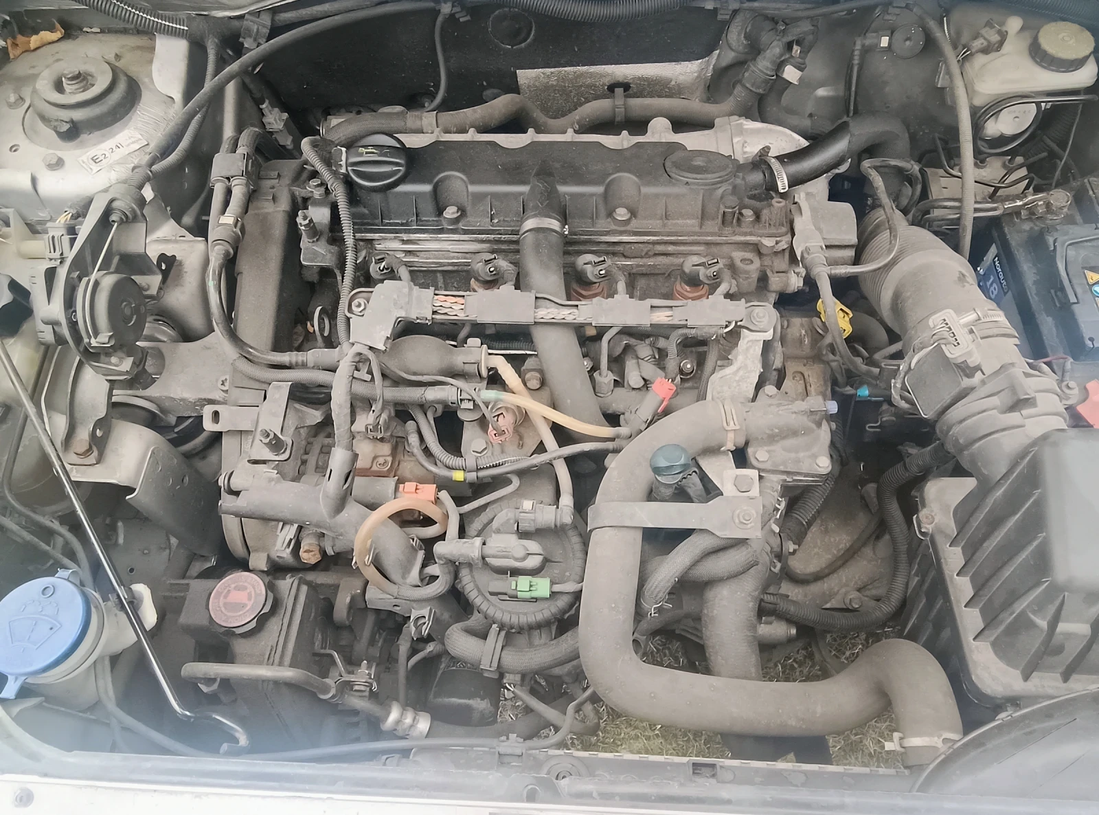 Peugeot Partner 2.0 HDI/90к.с./Multispace/Климатик , снимка 16 - Автомобили и джипове - 56282280