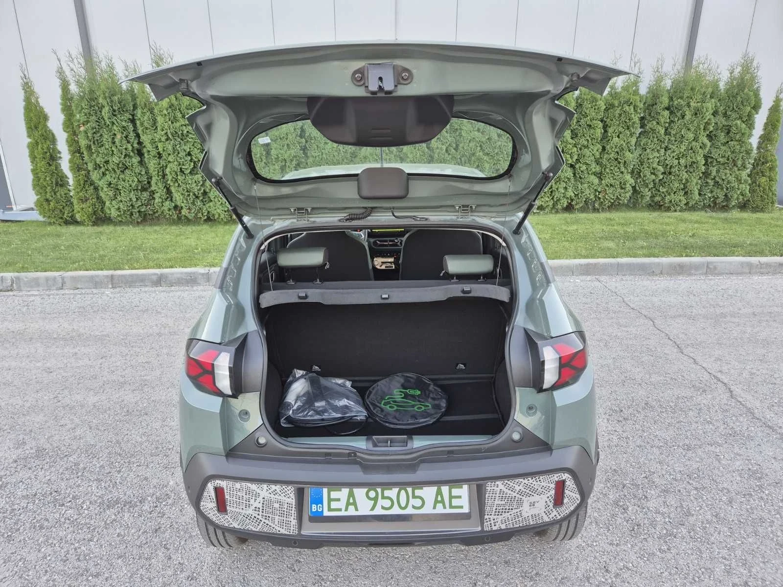 Dacia Spring Spring, снимка 6 - Автомобили и джипове - 56512442