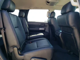 Toyota Sequoia SR5 AWD, снимка 11